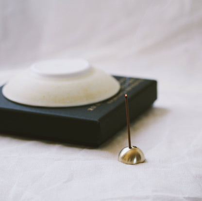 PORCELAIN INCENSE DISH ~ Sandstone Quartz