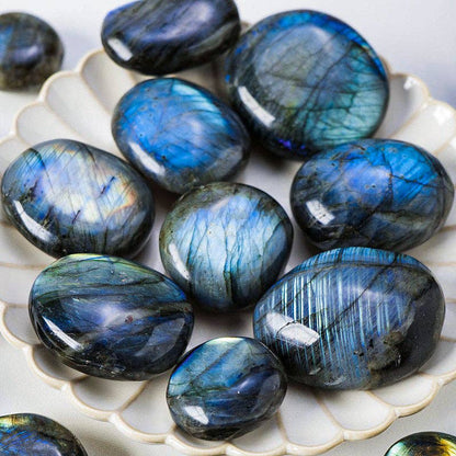 Crystal - Labradorite Palm Stone