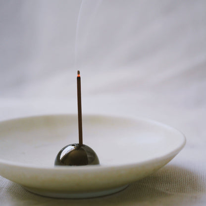 PORCELAIN INCENSE DISH ~ Sandstone Quartz