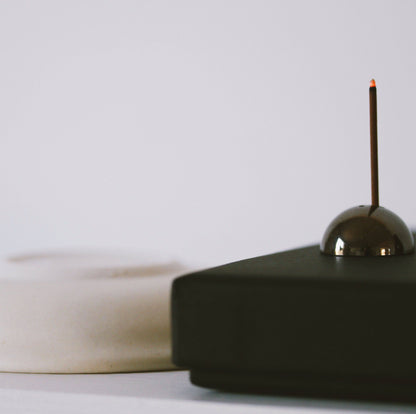 PORCELAIN INCENSE DISH ~ Sandstone Quartz