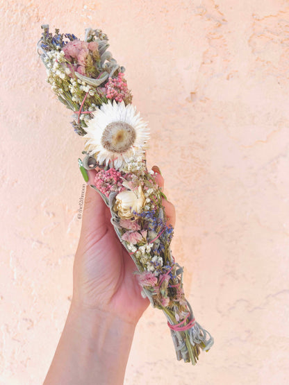 PRAIRIE Floral Sage Smudge Bundle - Botanical Smoke Cleanser