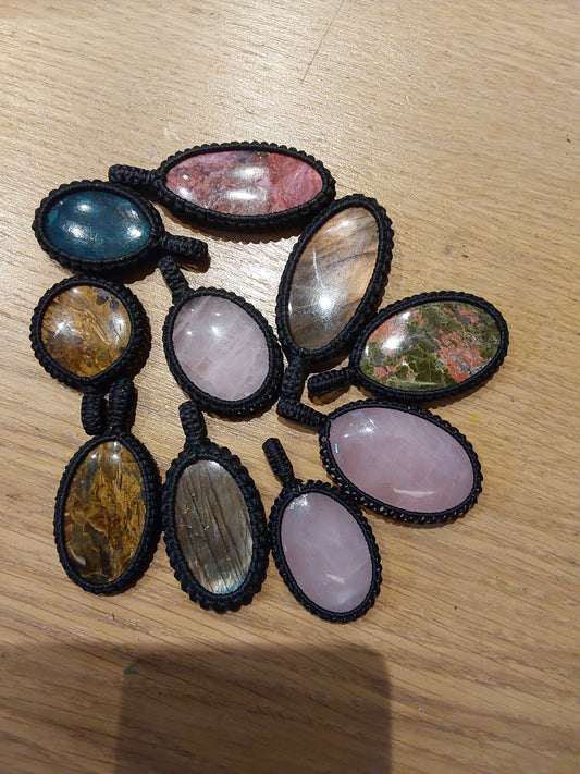 Black necklace string