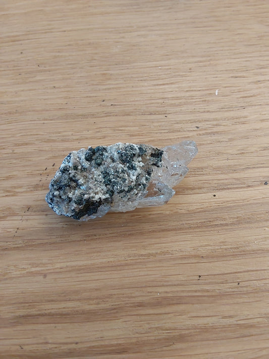 Crystal - Quartz Tourmaline