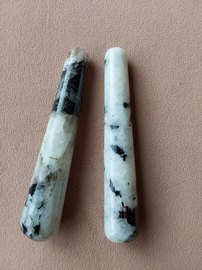 Crystal - Rainbow Moonstone Wand